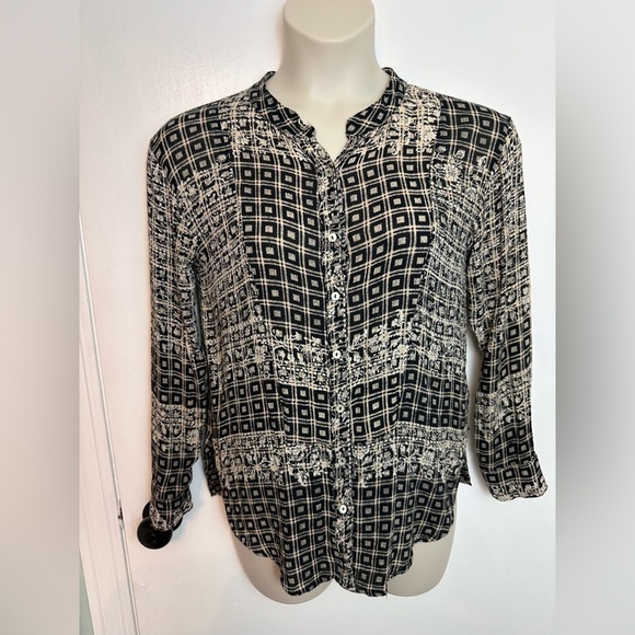 Free People Tops - Free People boho flowy long sleeve button down geometric size XS #1591